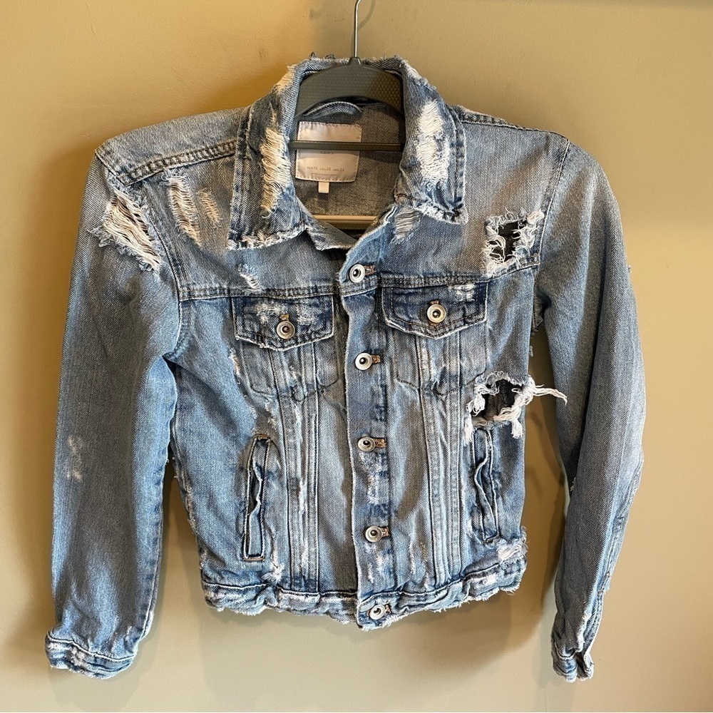 ZARA TRAFULAC Acid Wash Distressed Denim Jacket, size XS